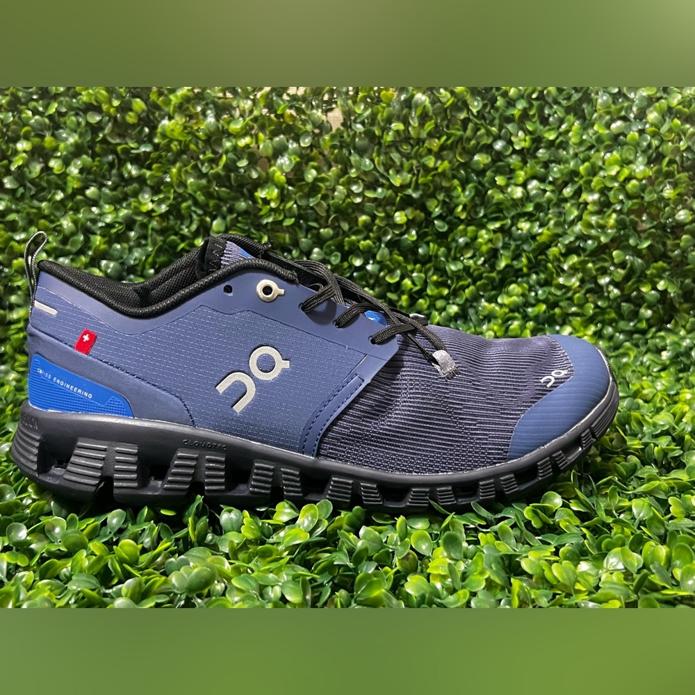 On Cloud X Running Men’s Size 9.5